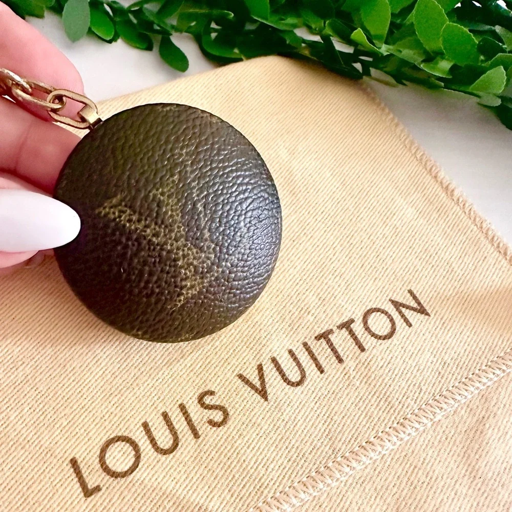 Louis Vuitton Black and Gold Key Holder